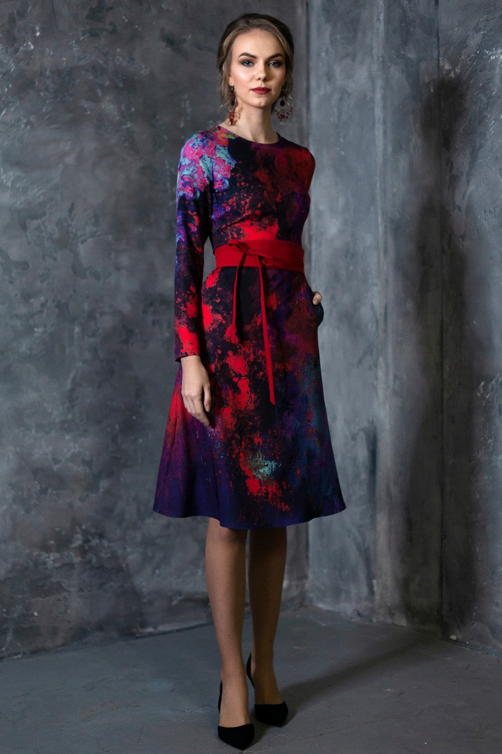 Dress with abstract red print
