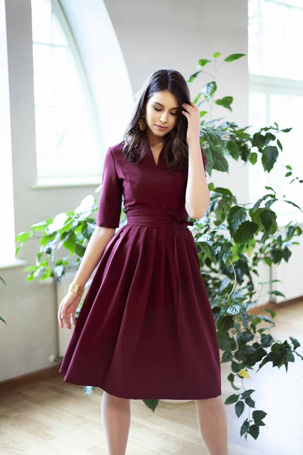 Dark red dress with short sleeves GUNTINA Dark red dress with short sleeves GUNTINA