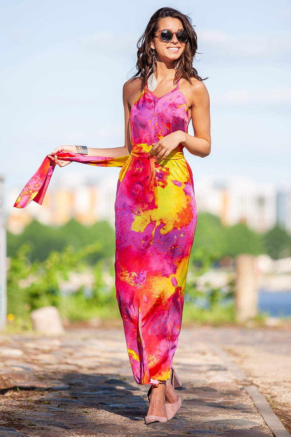 Bright maxi dress with cut out back GUNTINA Bright maxi dress with cut out back GUNTINA
