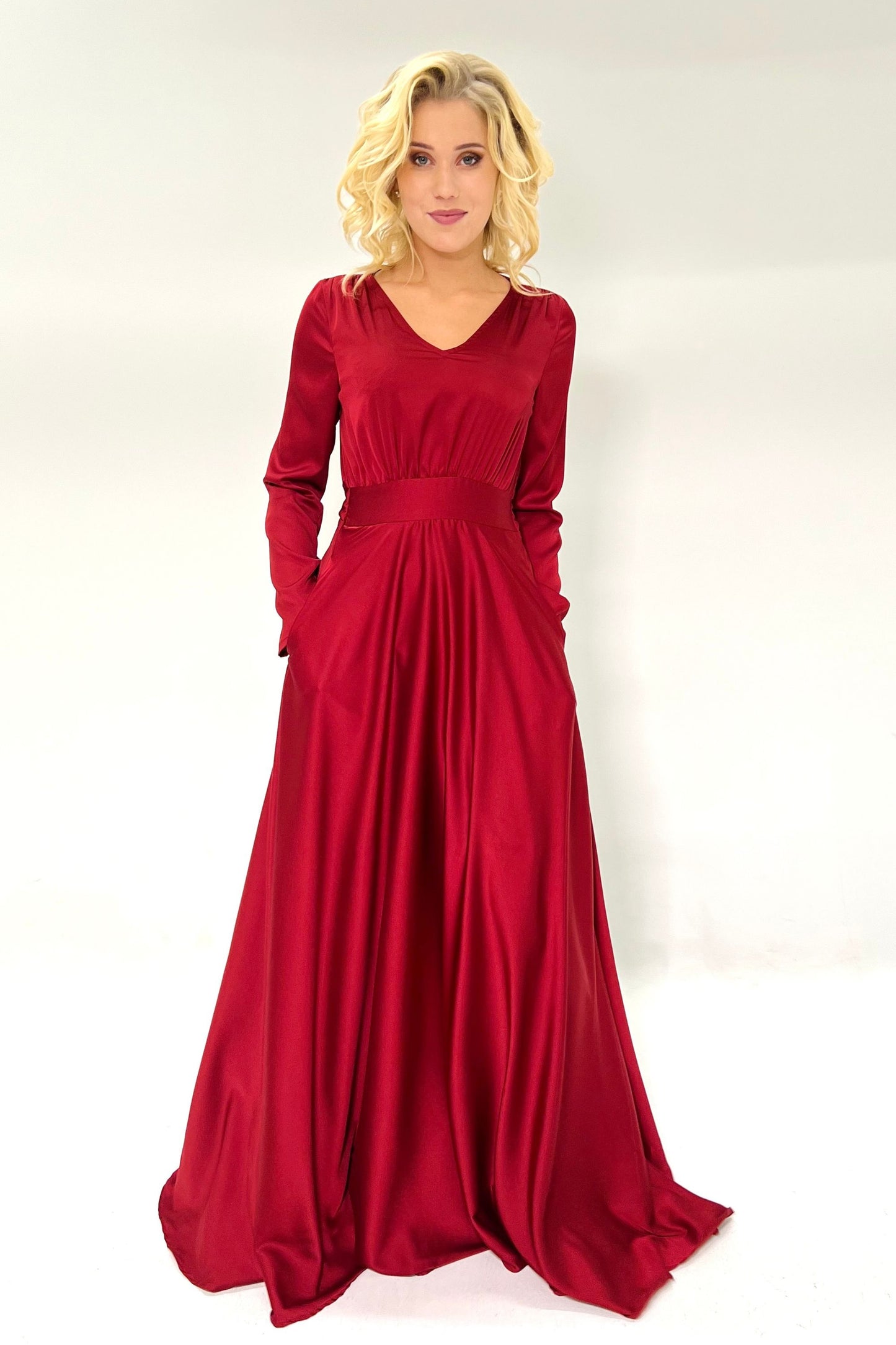 Bordeaux Maxi Dress with long sleeves