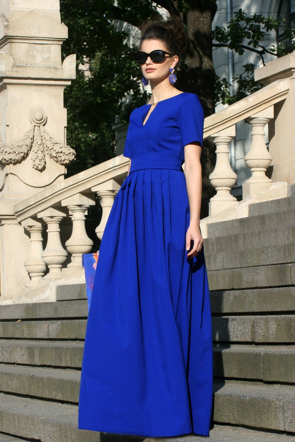 Blue maxi dress with folds and belt – GUNTINA Blue maxi dress with folds and belt – GUNTINA