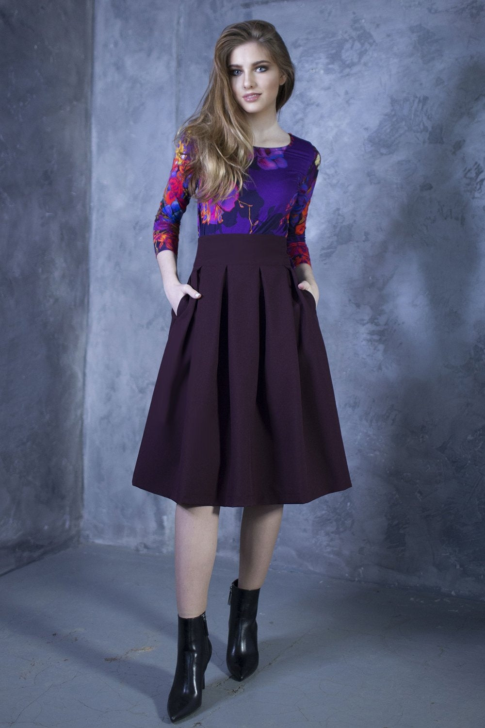 Vīnogu toņos svārki ar sānu kabatām