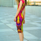 Abstraktas krāsas apdrukas kleita ar izgriezumu mugurpusē