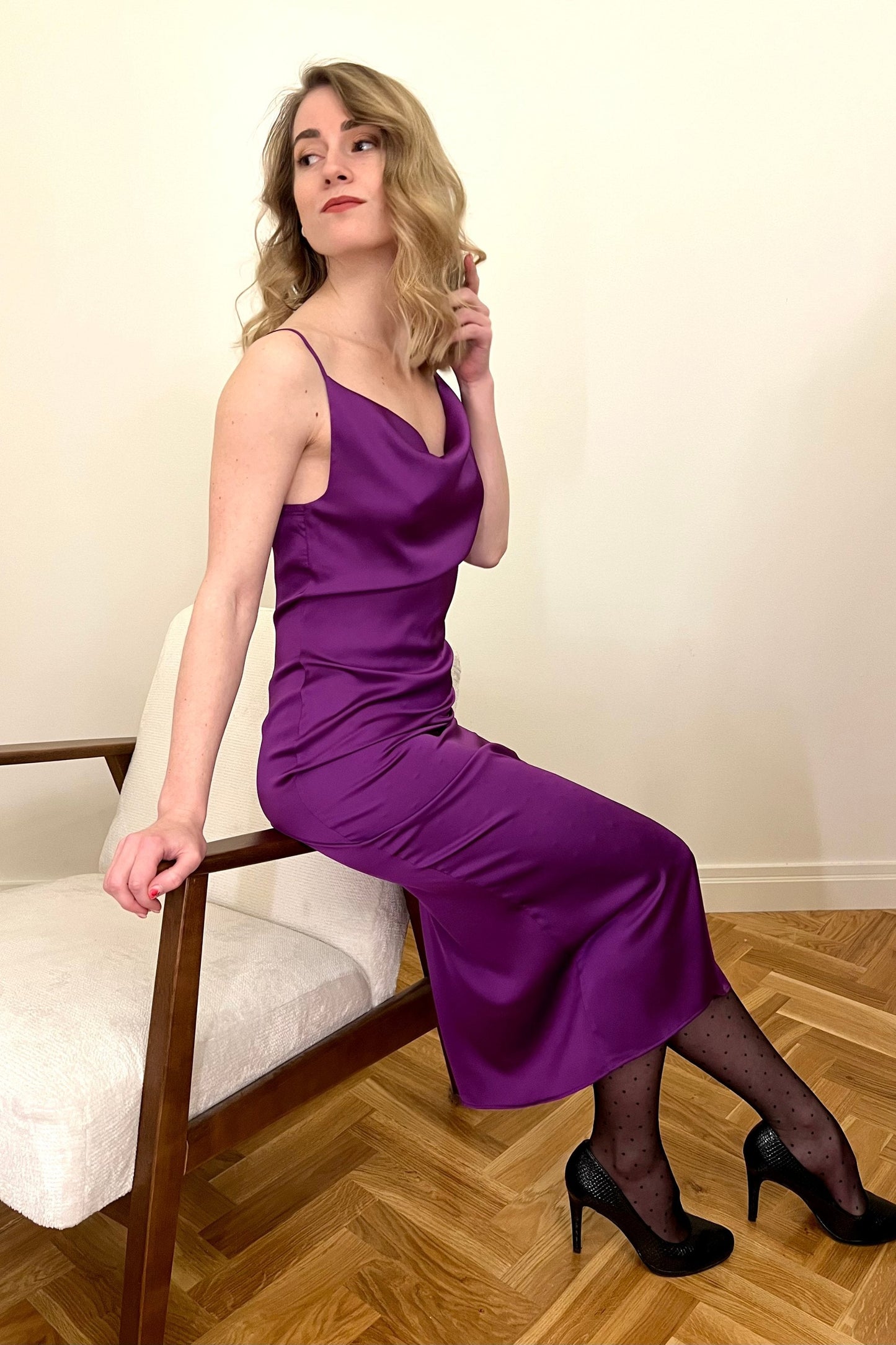 Violettes Satin-Slip-Kleid