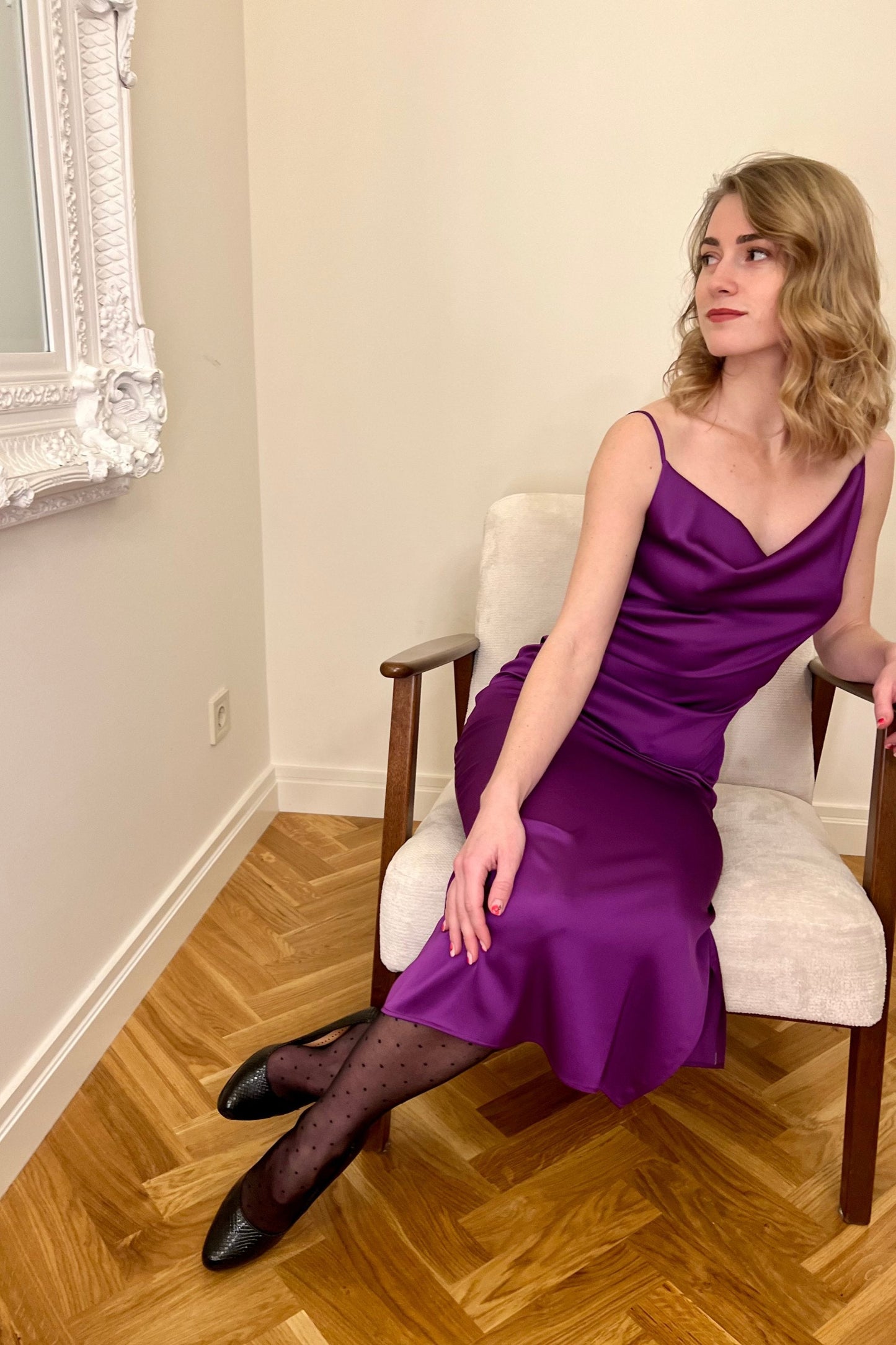 Violettes Satin-Slip-Kleid