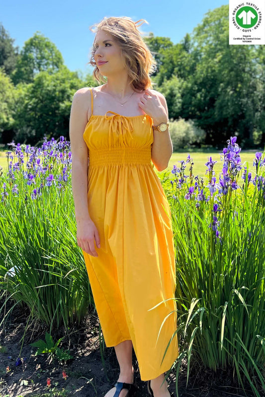 Gelbes Kleid aus Bio-Baumwolle mit Trägern