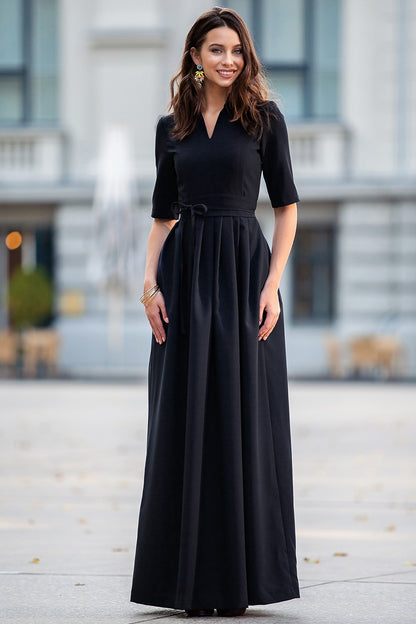 Black classic maxi dress with pleats and separated belt