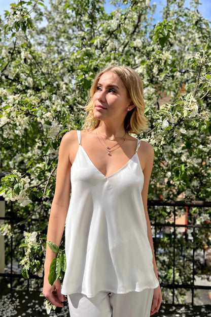 Satīna topiņš uz lencītēm