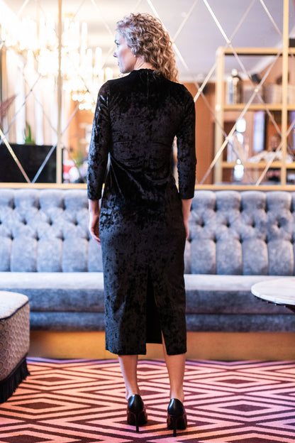 Black Velvet Midi Dress for Women – Long Sleeve Fitted Dress, Soft Stretch Velvet Bodycon, Minimalist Evening & Occasion Outfit
