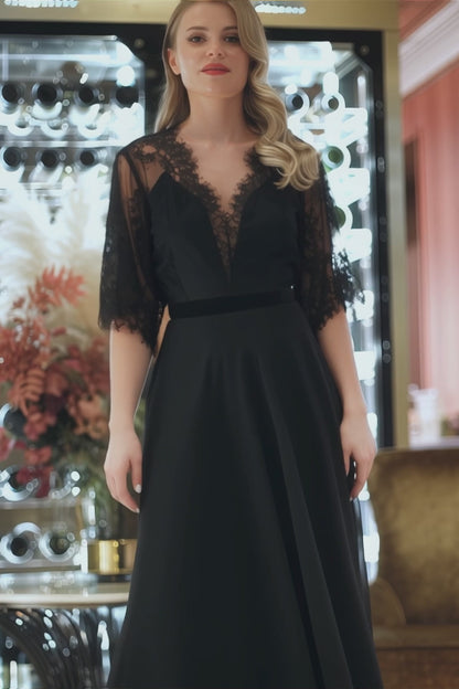 Marineblaues Maxikleid mit langen Ärmeln