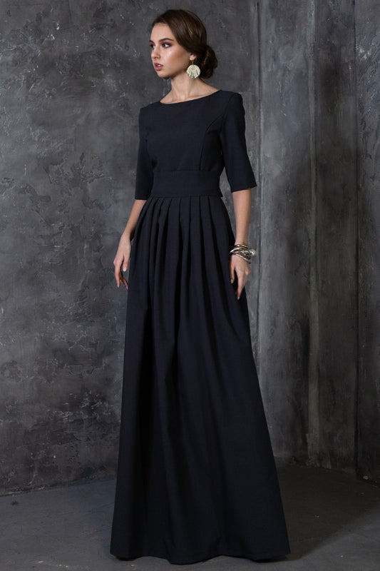 Grey maxi dress with pleats