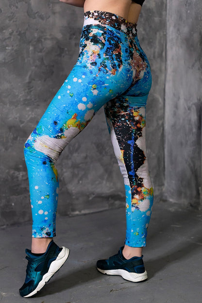 Leggings with abstract blue-brown print