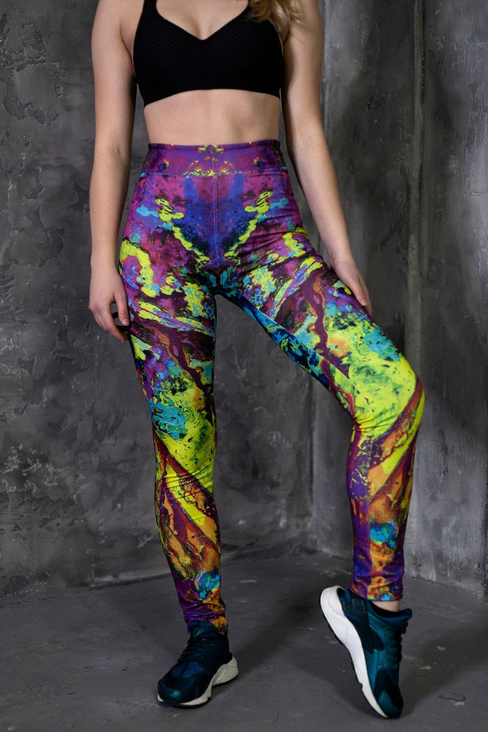 Leggings with abstract blue green print