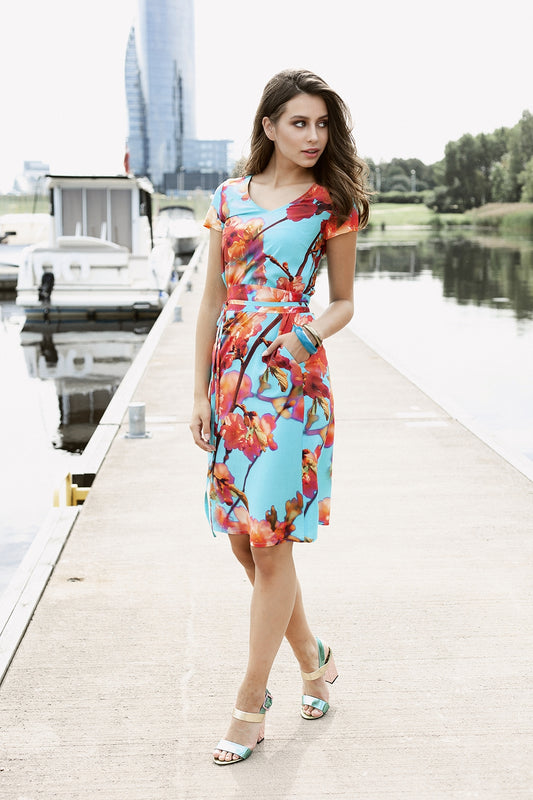 Flower dress with v-shaped neckline