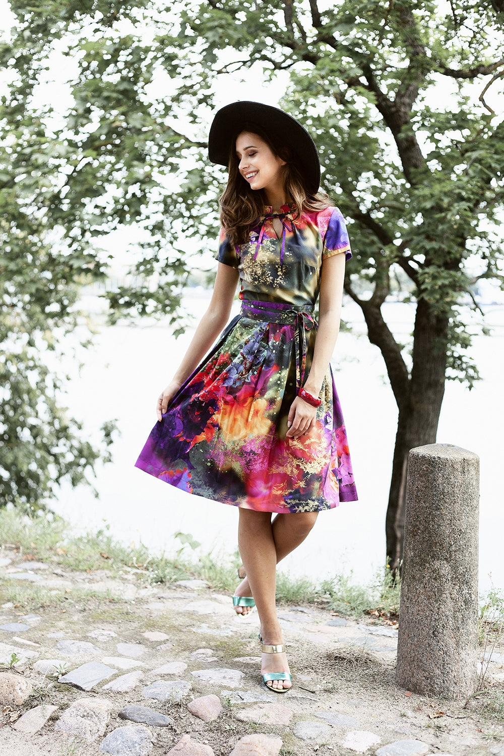 Flower dress with front bow