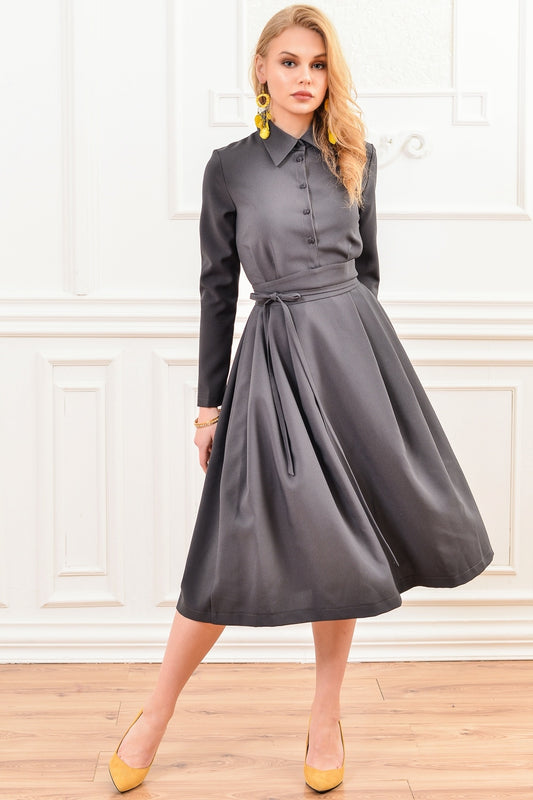 Light grey dress with collar and front buttons