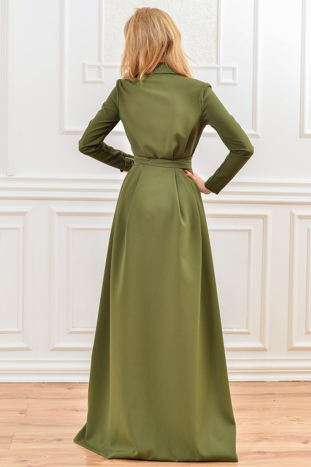Maxi dress with front buttons