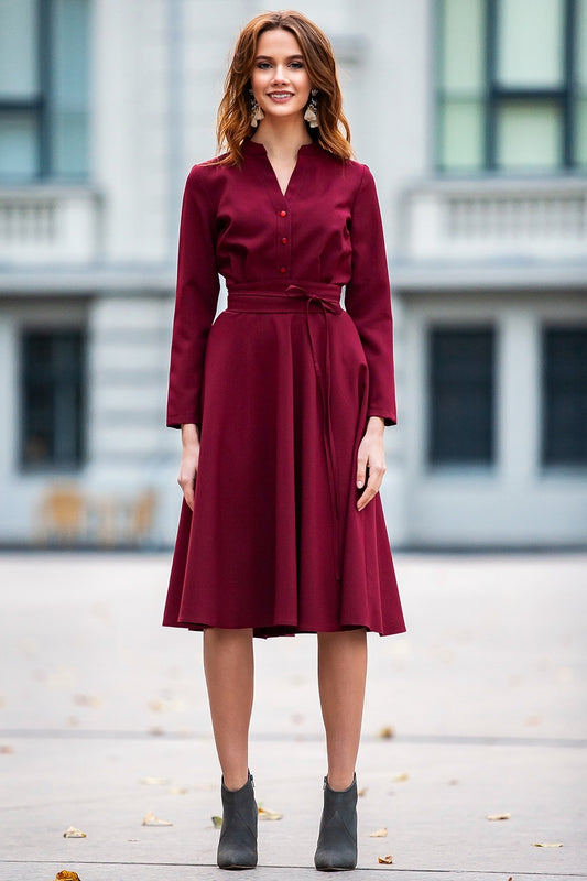 Bordeaux dress with collar and front buttons