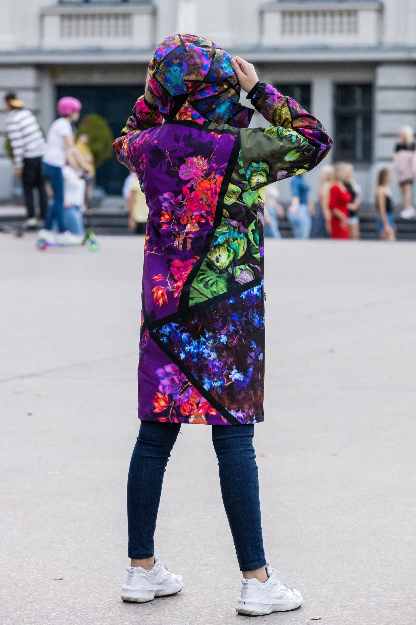 Softshell coat / parka with colorful print