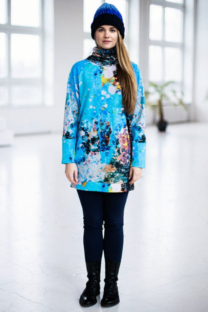 Blue cotton tunic with a high collar
