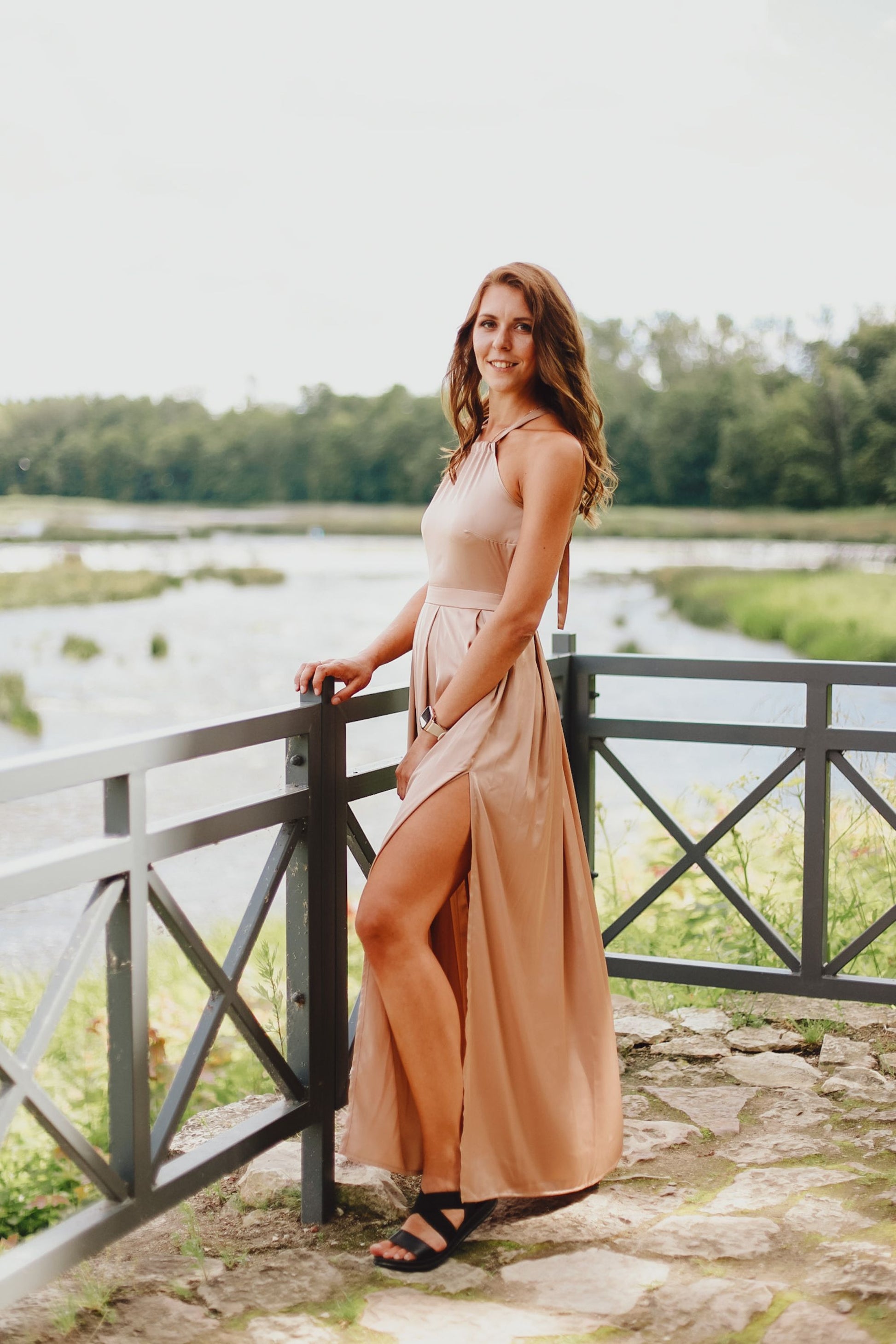 Gold maxi dress without sleeves GUNTINA Gold maxi dress without sleeves GUNTINA