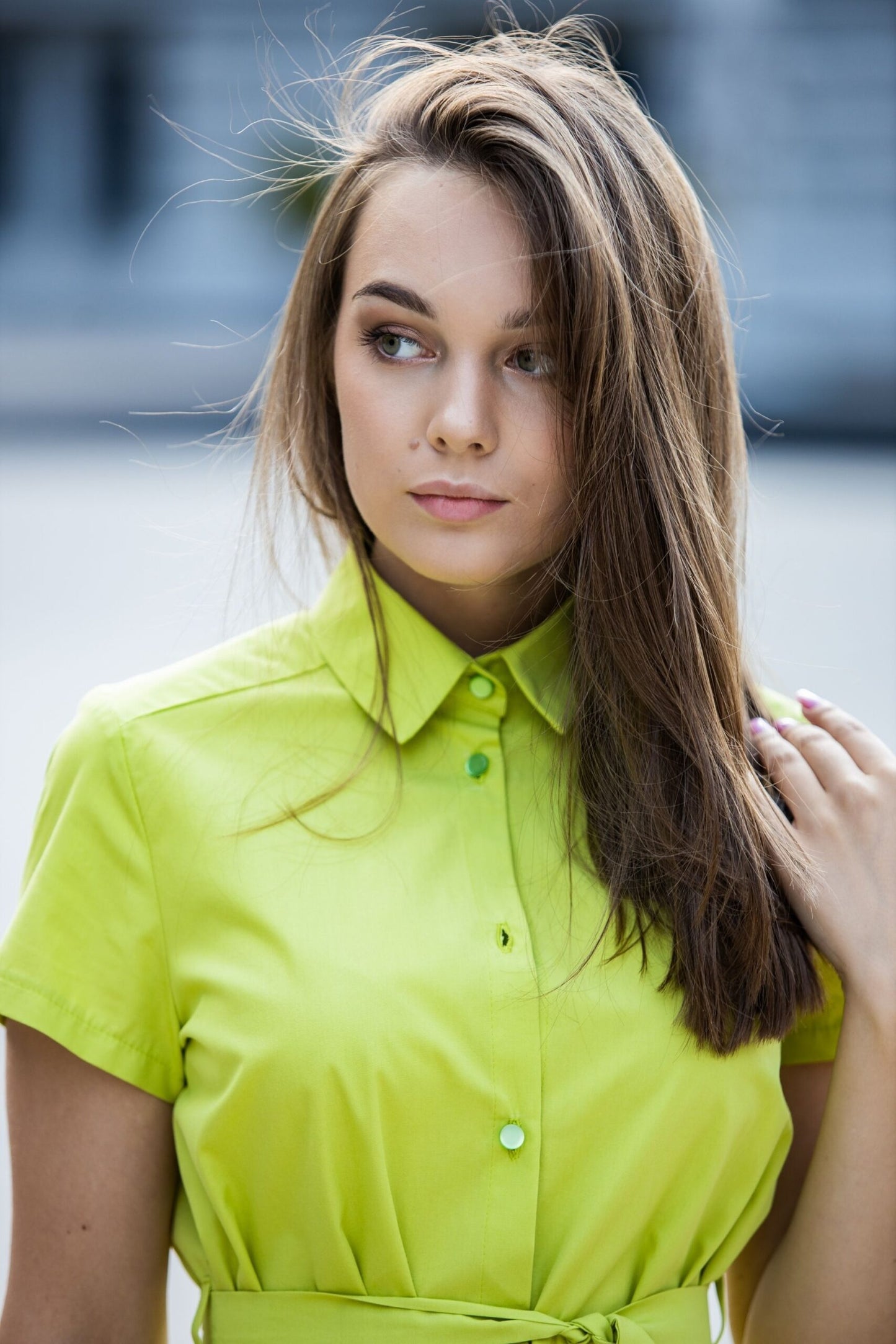 Lime cotton shirt with a belt