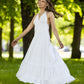 Balta kokvilnas kleita ar šaurām lencītēm