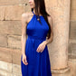 Halblanges Kleid aus königsblauem Satin