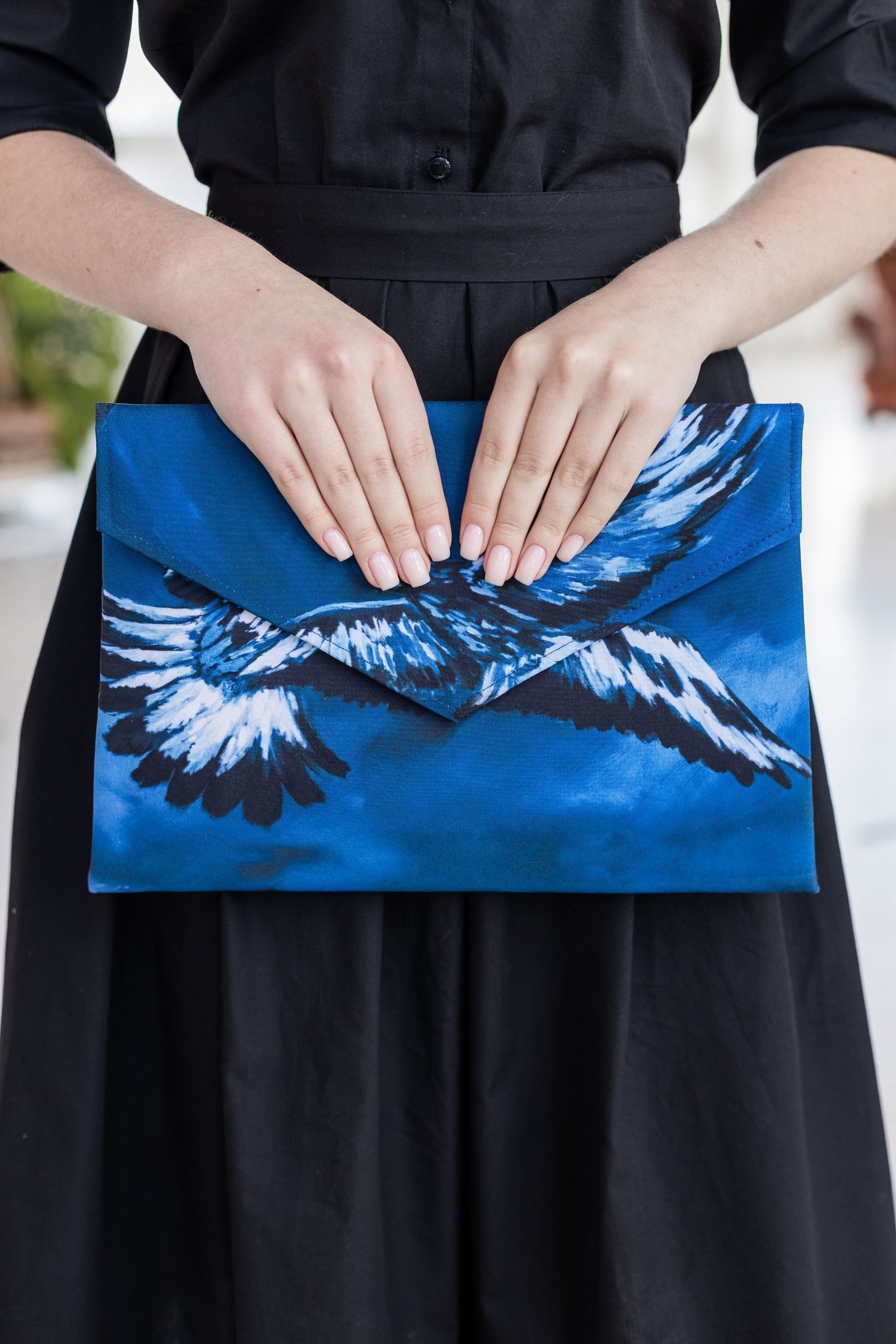 Handbag with eagle print