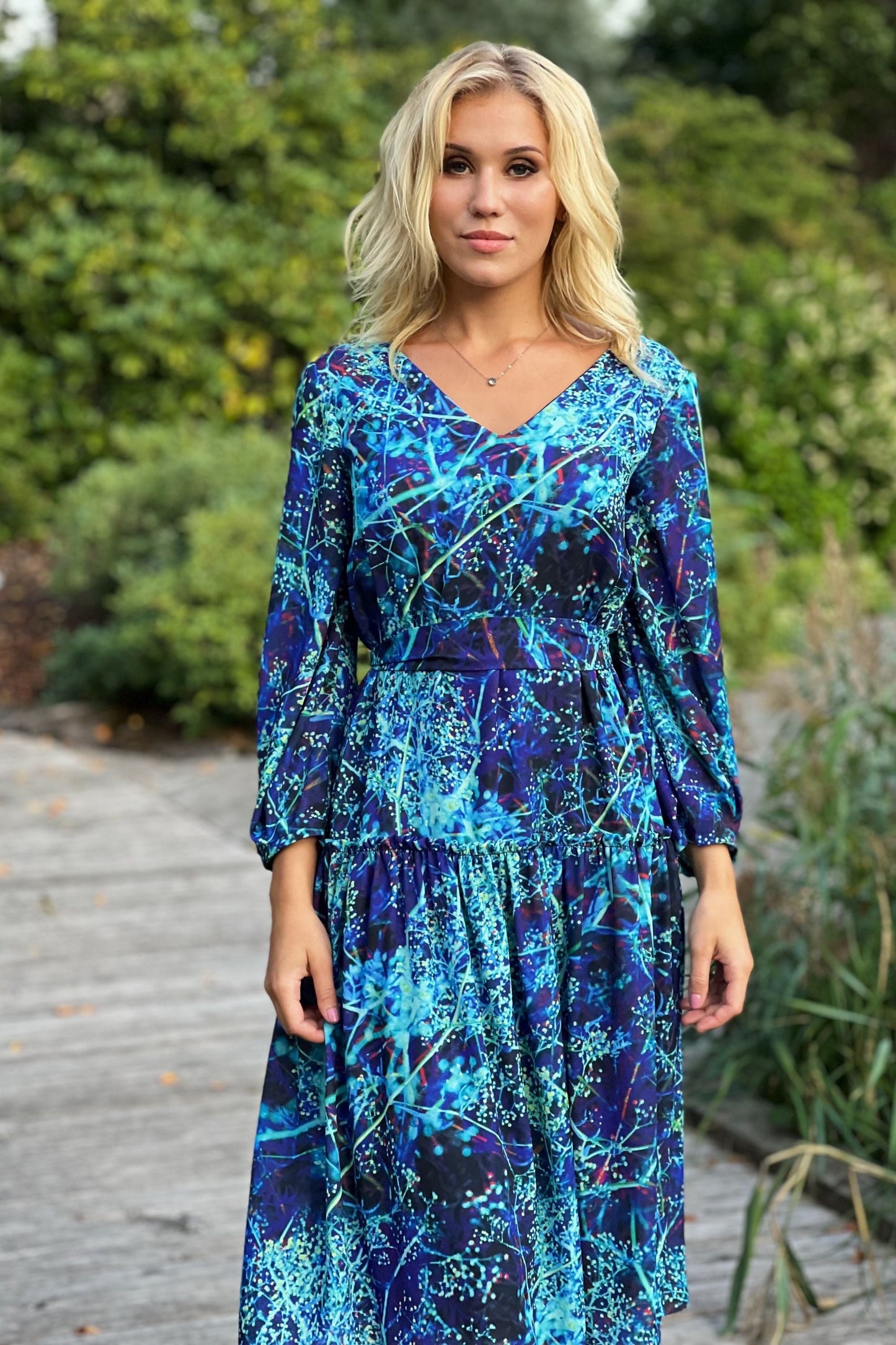 Half-length chiffon dress with turquoise floral print