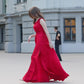 Rotes Kleid mit Tellerrock und Schleife
