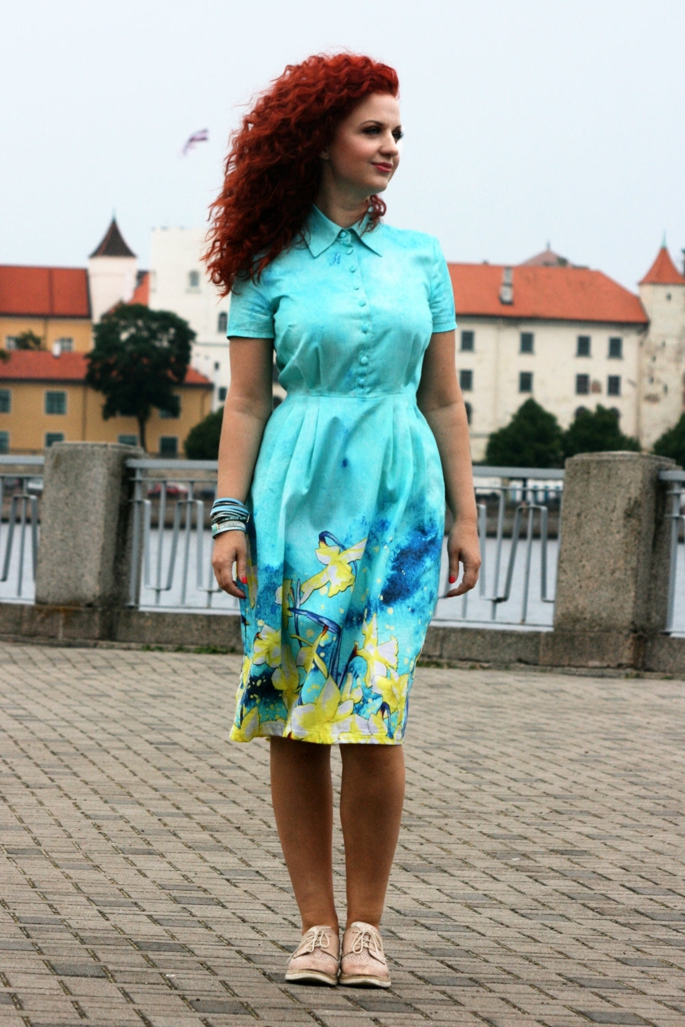 Turquoise collar dress with painted daffodil