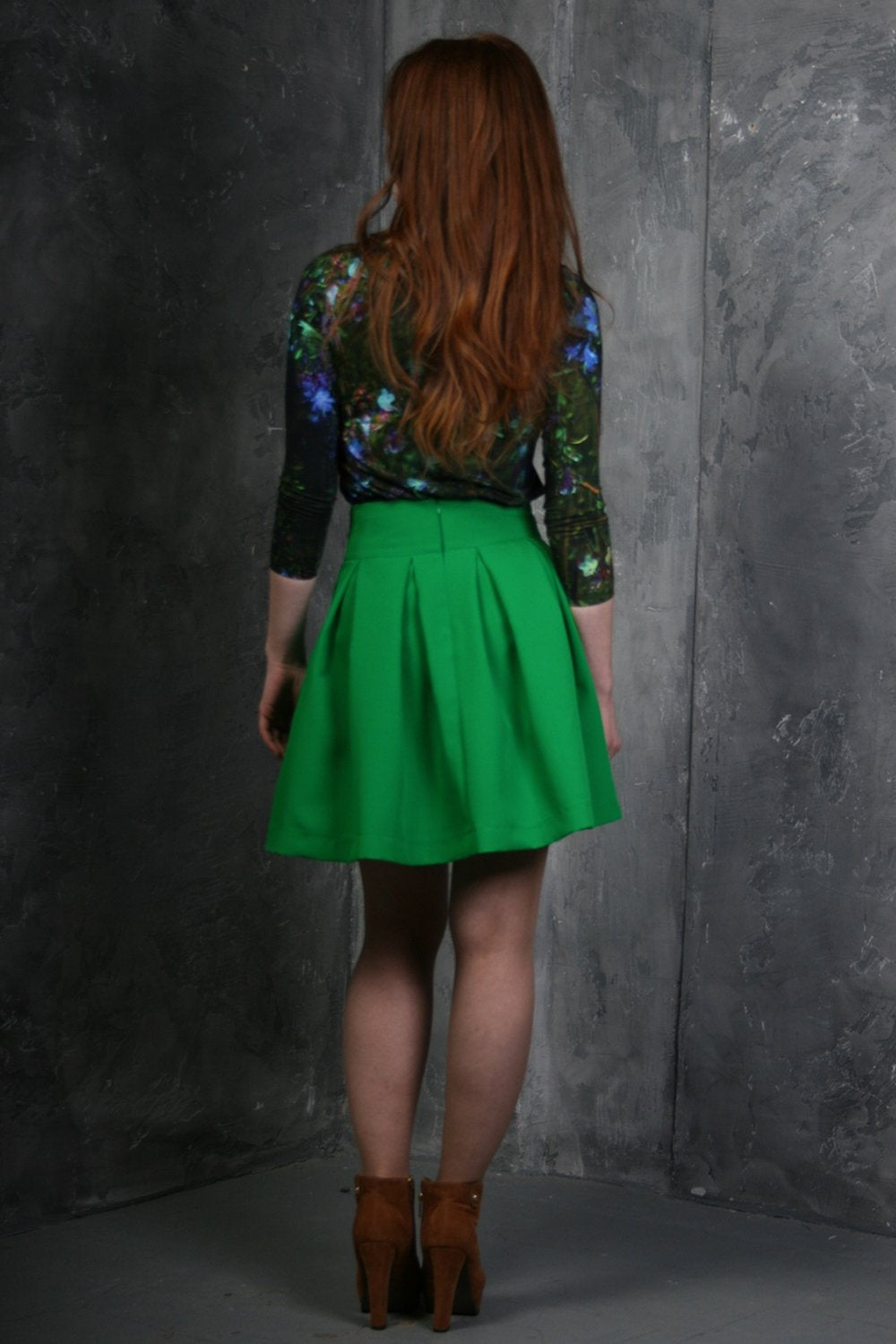 Green full mini skirts with side pockets
