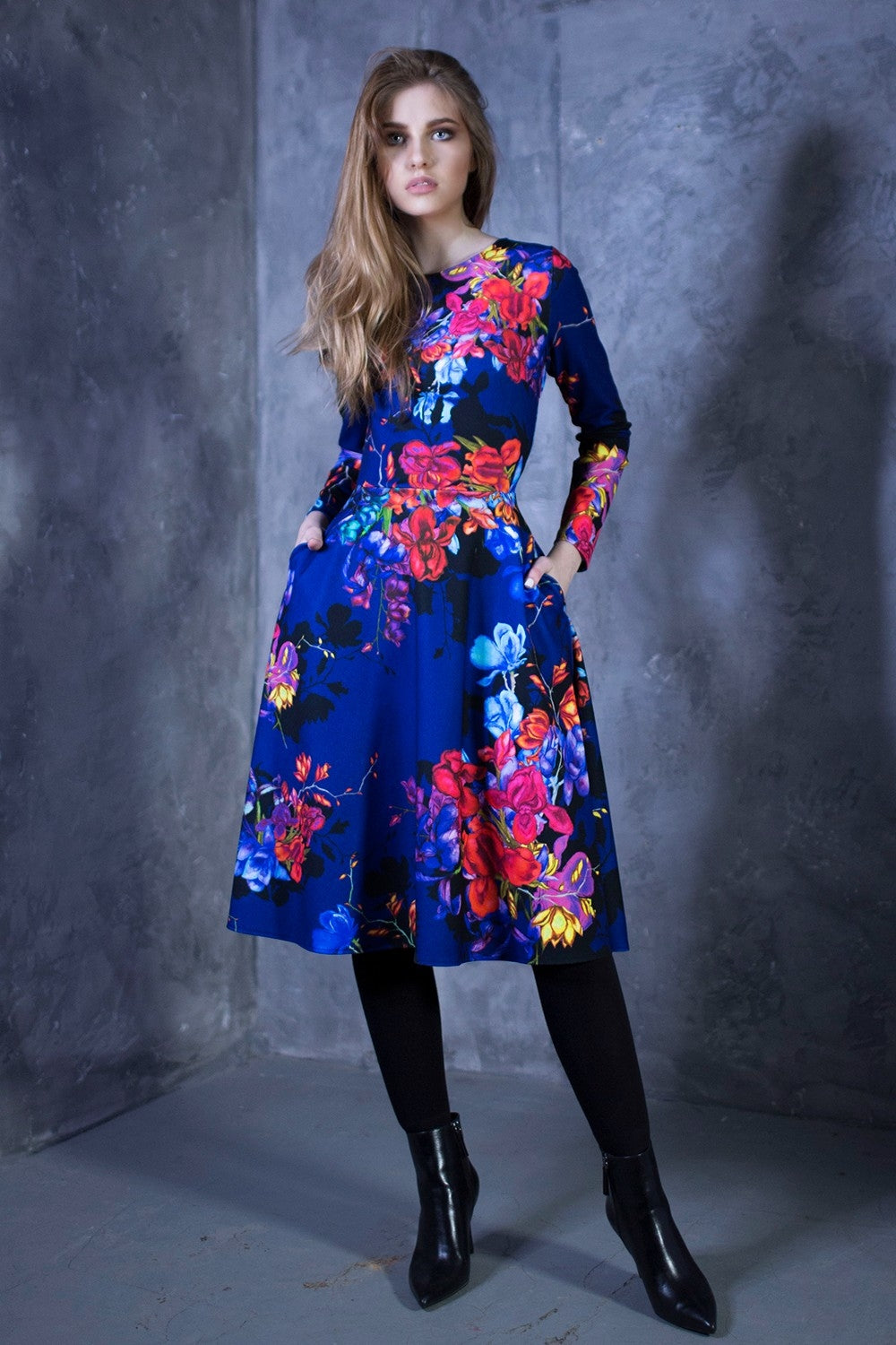 Dark blue full dress with painted flowers
