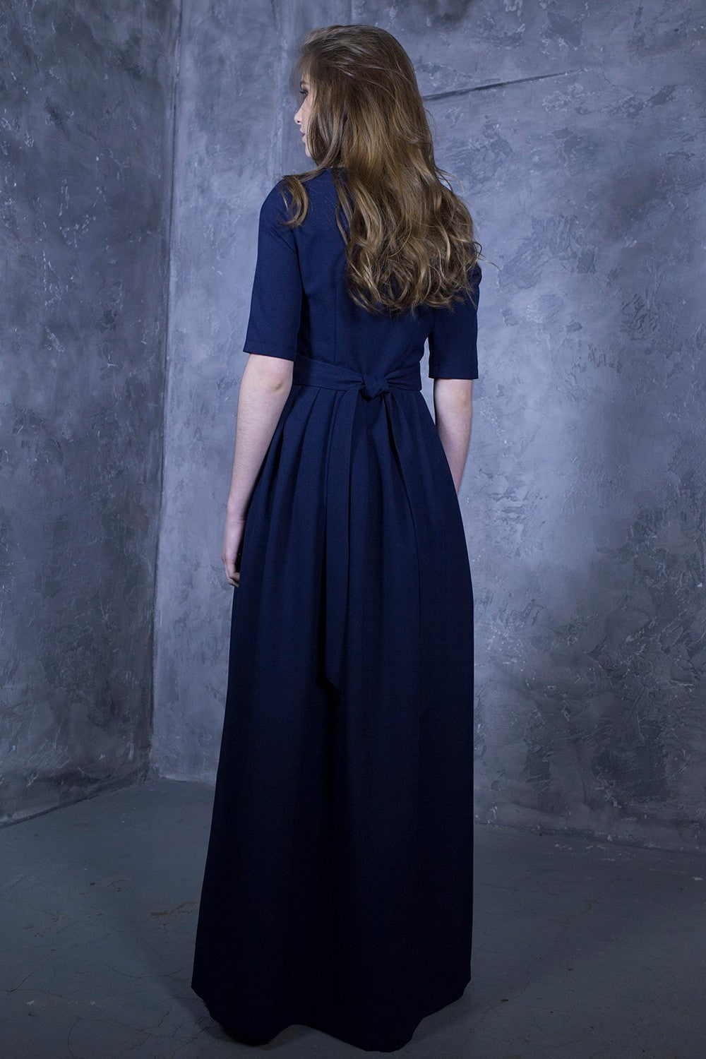 Dark blue maxi dress with pleats