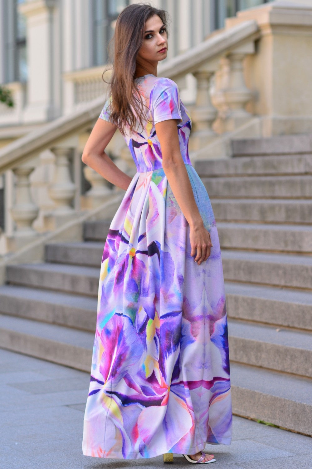 Maxi kleita ar krāsotu īrisa apdruku