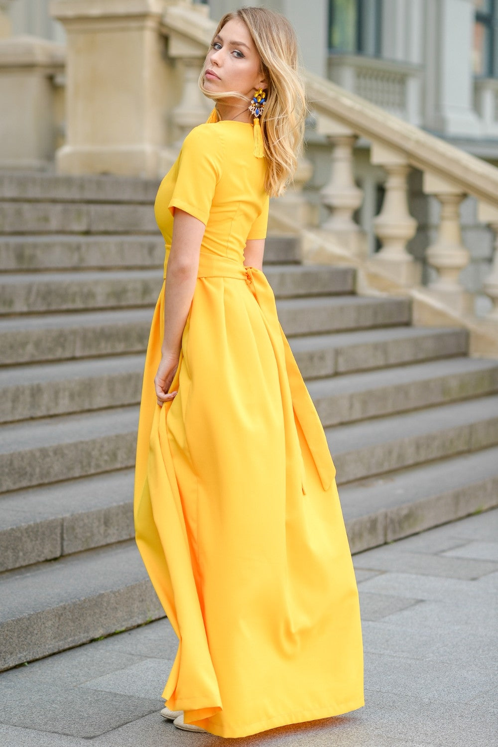 Yellow maxi dress with pleats