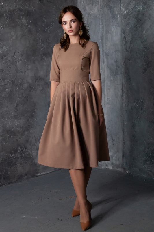 Brown dress with pleats