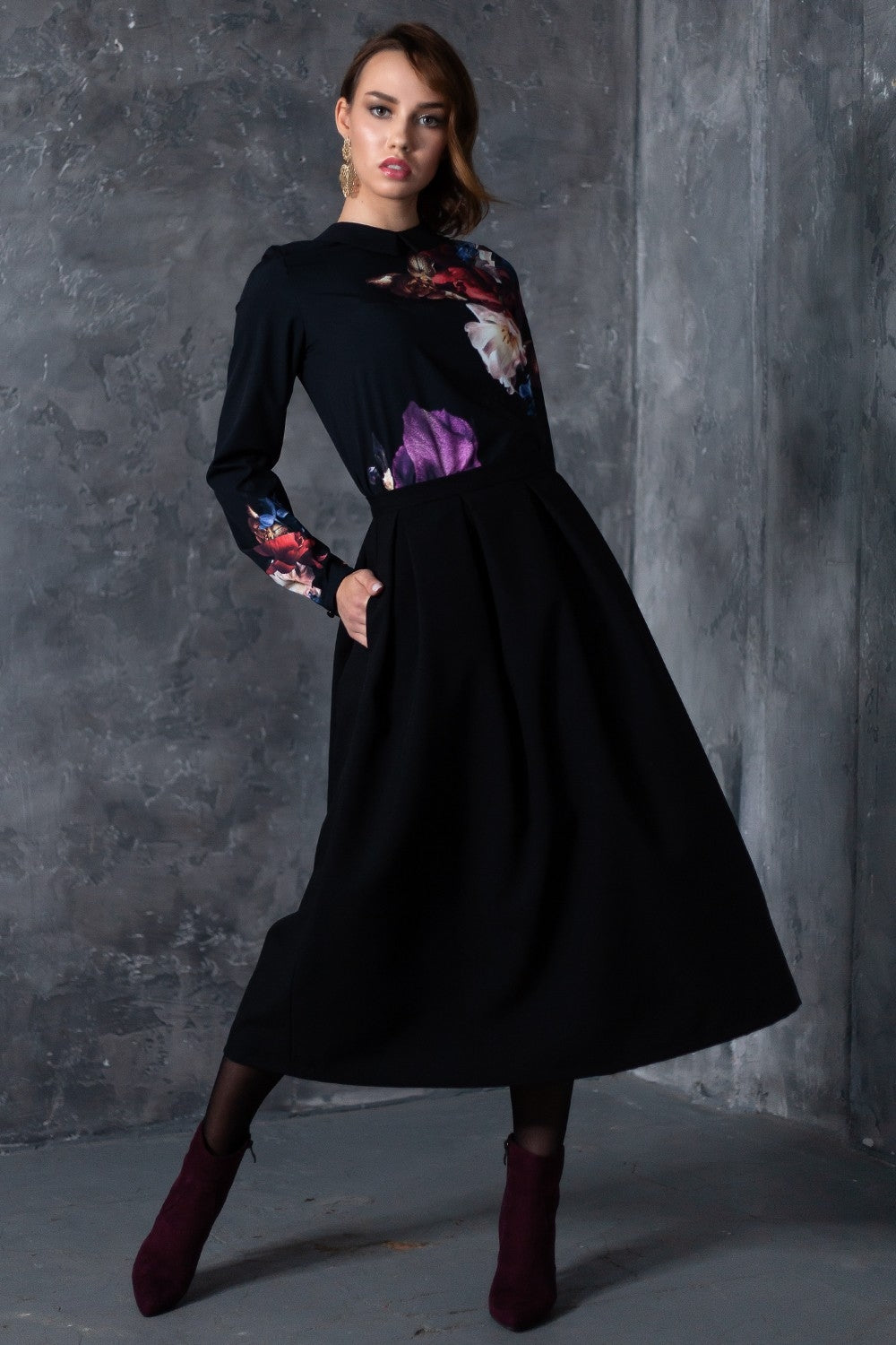Black full skirts with side pockets