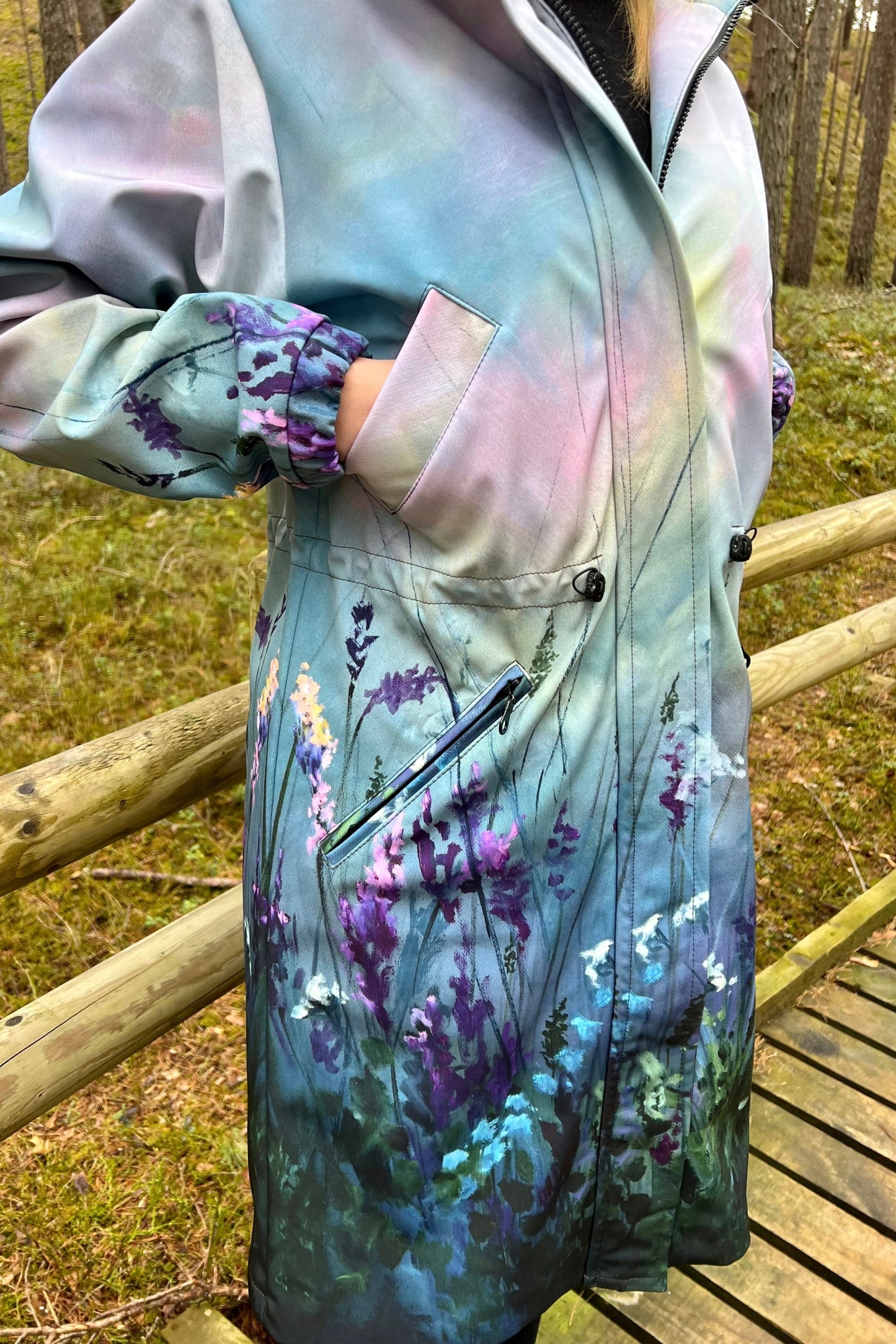 Softshell coat / parka with small meadow flower print