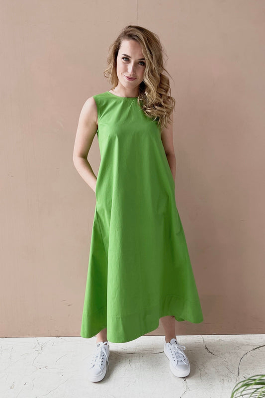 Zaļa zvanveida kleita ar kabatām